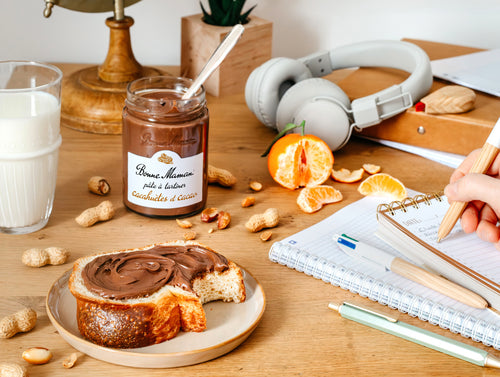 Pâte à tartiner Cacahuètes et Cacao et son tartineur en métal - Bonne Maman BE - 2